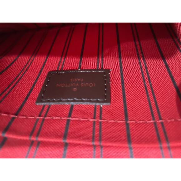 Louis Vuitton Damier Neverfull Pouch - Picture 3 of 3